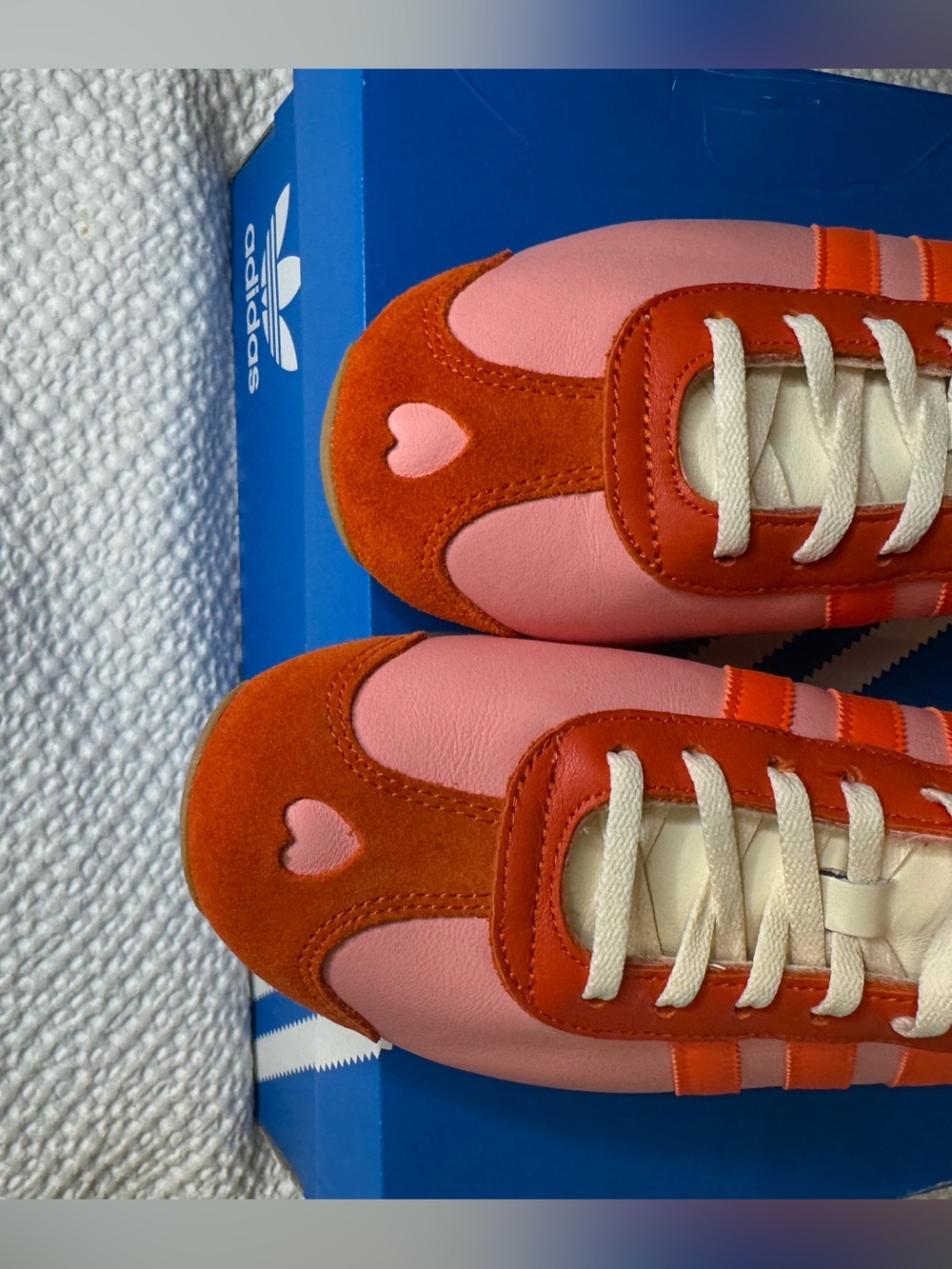 Adidas Women’s Country OG Sneakers - Valentines Lover 2025 - Picture 9 of 16